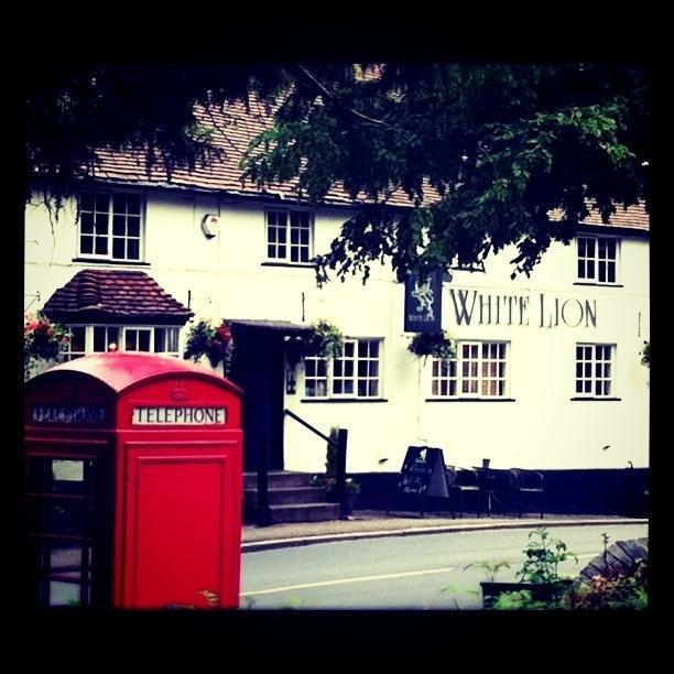 The White Lion Inn Hampton-in-Arden Dış mekan fotoğraf